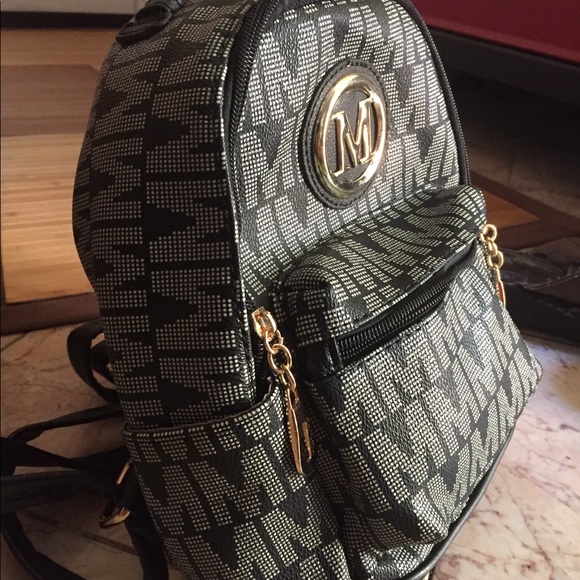 ❤️ NEW Mini M Backpack - Picture 8 of 8